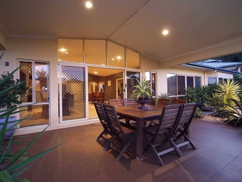 16 Yellowfin Close, Kanimbla QLD 4870