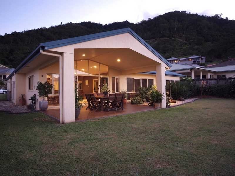 16 Yellowfin Close, Kanimbla QLD 4870