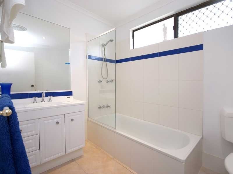 43 Brooks Street, Whitfield QLD 4870