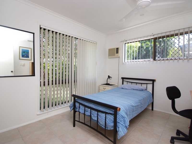 43 Brooks Street, Whitfield QLD 4870