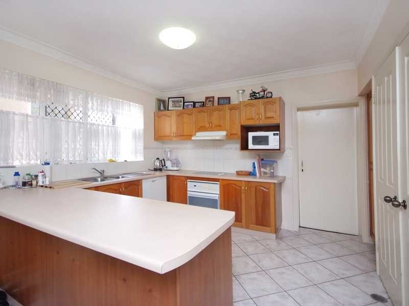 1/23 Digger Street, Cairns North QLD 4870