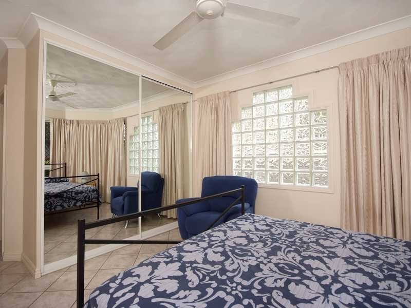 1/23 Digger Street, Cairns North QLD 4870