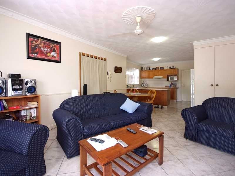 1/23 Digger Street, Cairns North QLD 4870