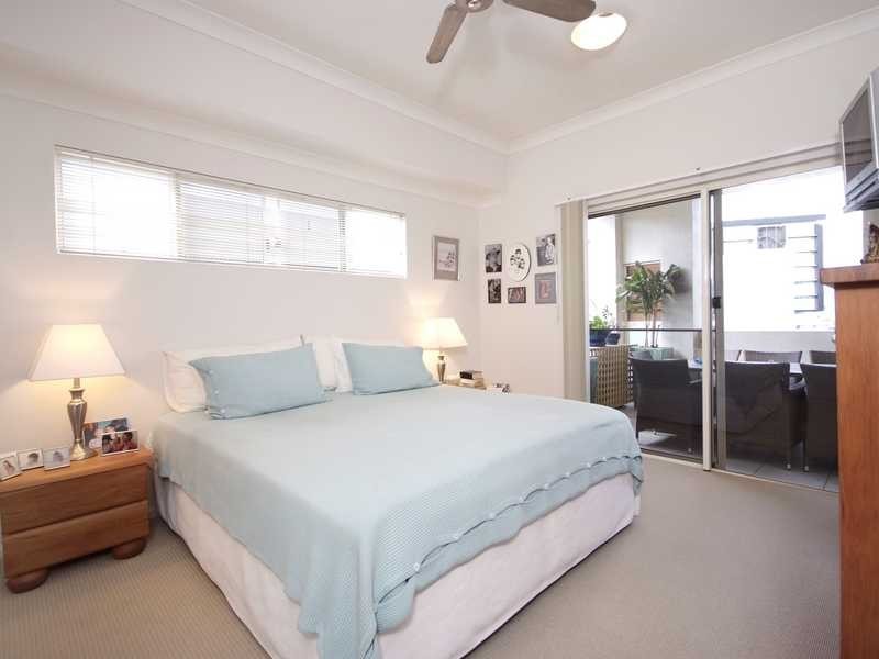 13/79 Spence Street, Cairns QLD 4870