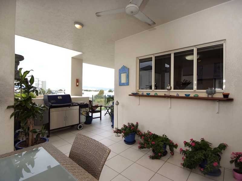 13/79 Spence Street, Cairns QLD 4870