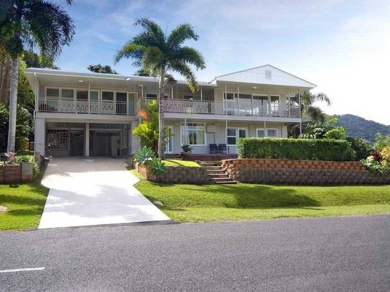 80 Hillview Crescent, Whitfield QLD 4870