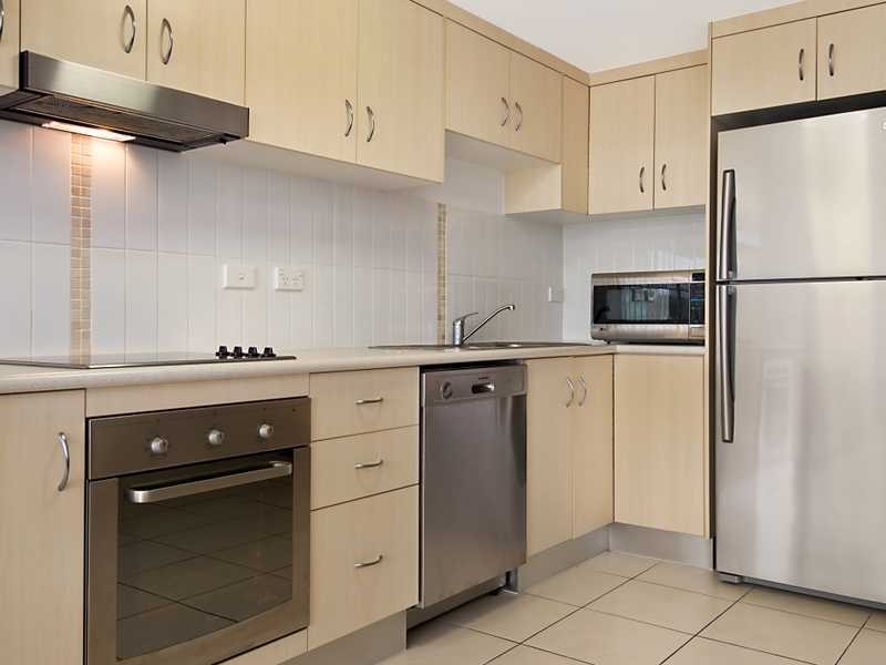 9/6 James Street, Cairns North QLD 4870