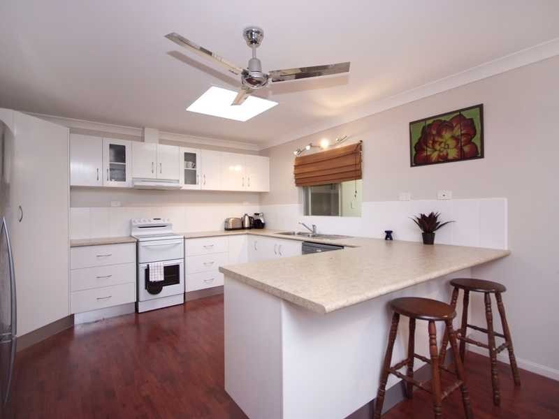 8 Melaleuca Street, Cairns QLD 4870