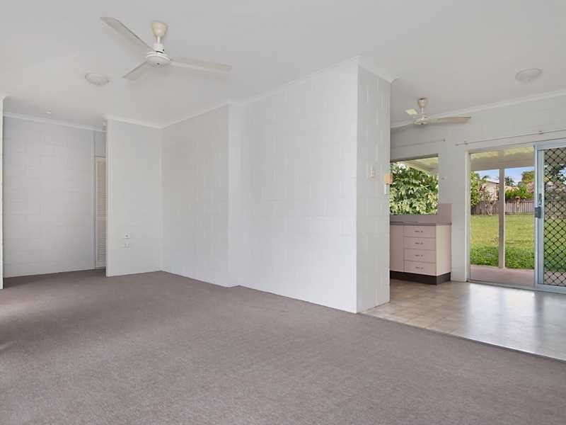 21 Bee Close, Bentley Park QLD 4869