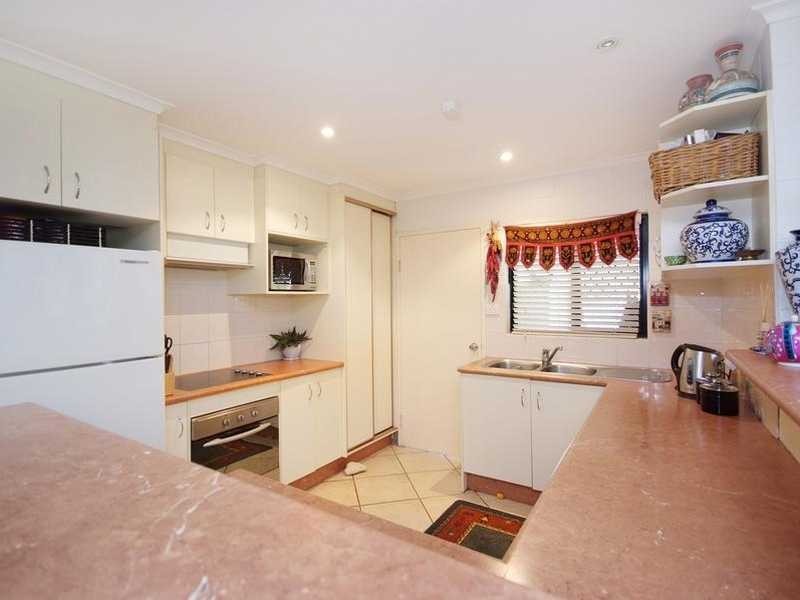 14 Carroo Street, Bayview Heights QLD 4868