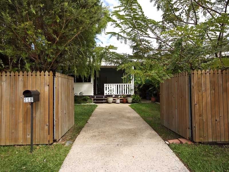 113 Russell Street, Edge Hill QLD 4870