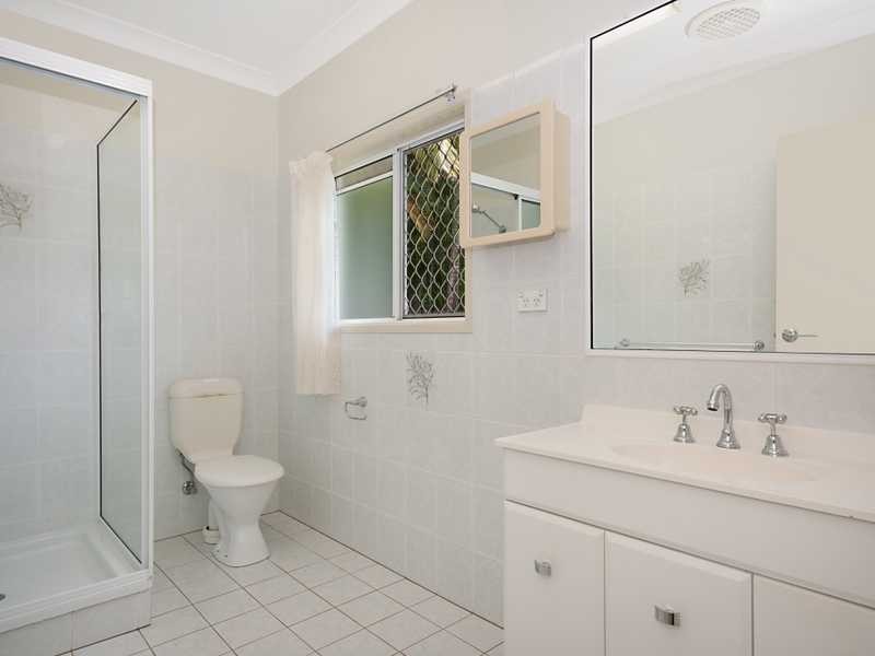 5 Grimes Close, Kanimbla QLD 4870