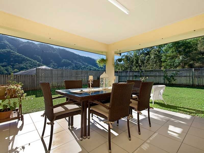 5 Willie Ming Close, Redlynch QLD 4870