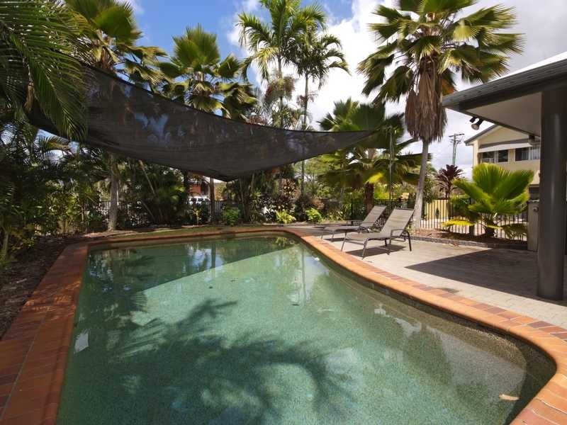 17 Digger Street, Cairns North QLD 4870