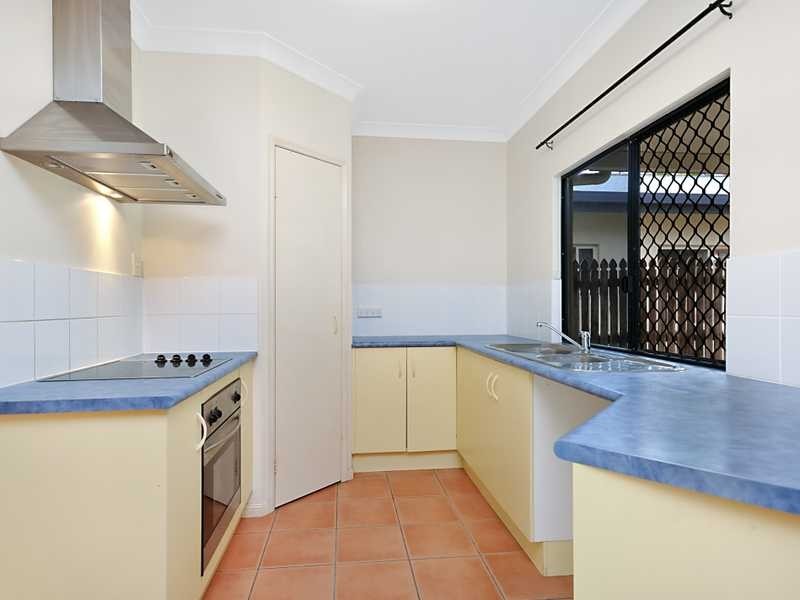 14 Opaline Close, Brinsmead QLD 4870