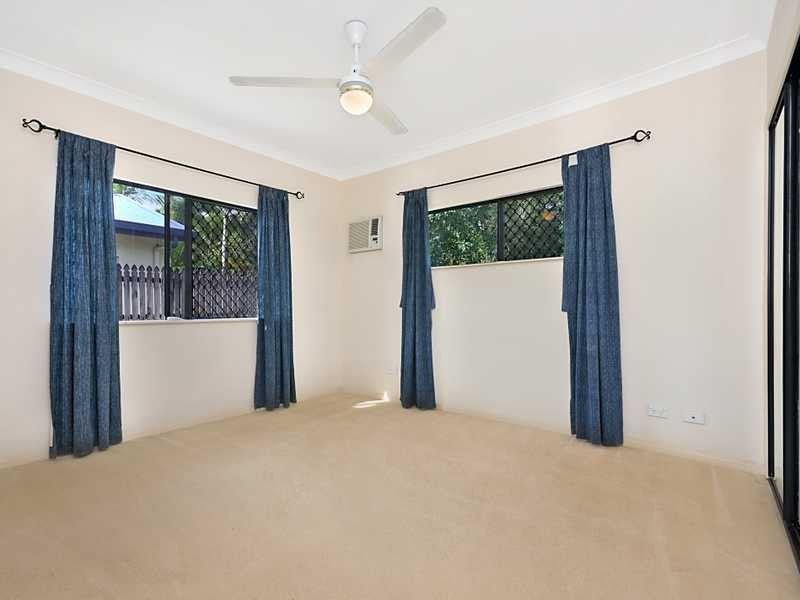 14 Opaline Close, Brinsmead QLD 4870