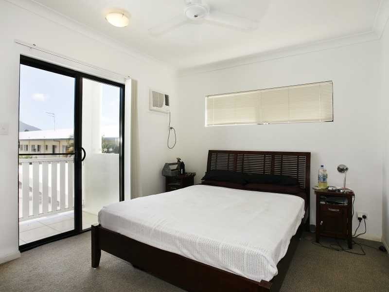 27/44 Pease Street, Cairns QLD 4870