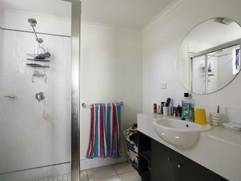 27/44 Pease Street, Cairns QLD 4870