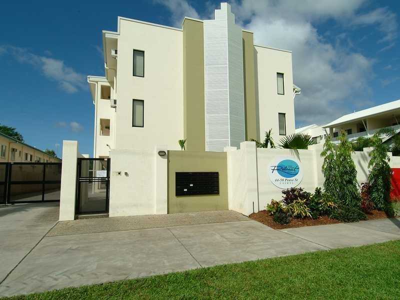 27/44 Pease Street, Cairns QLD 4870