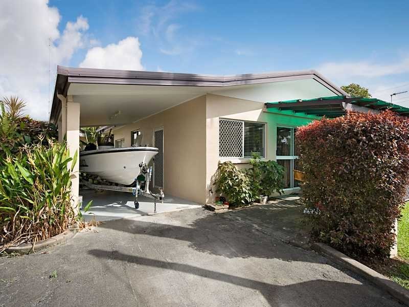 7-9 Nesbit St, Whitfield QLD 4870