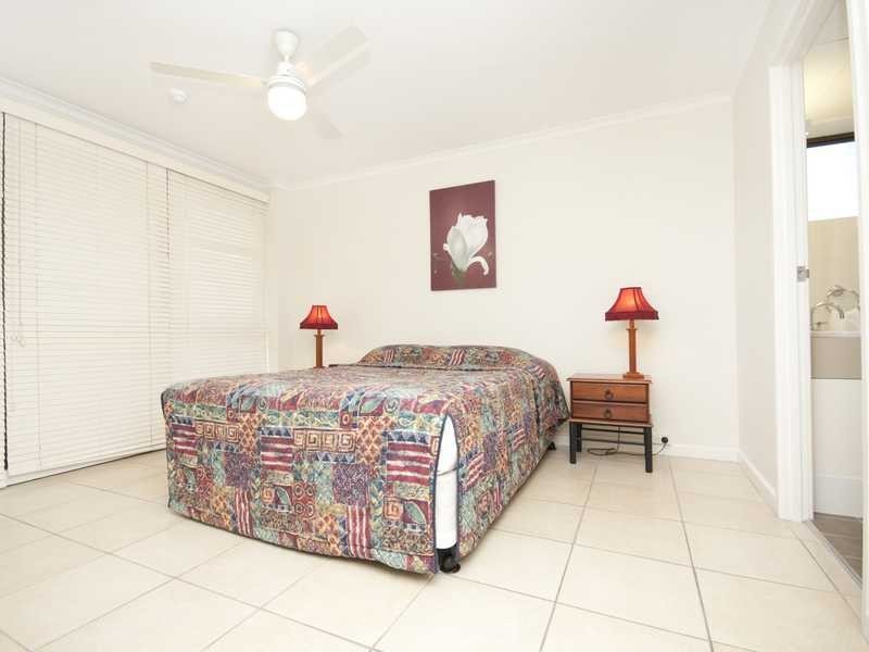 6/249 Esplanade, Cairns North QLD 4870