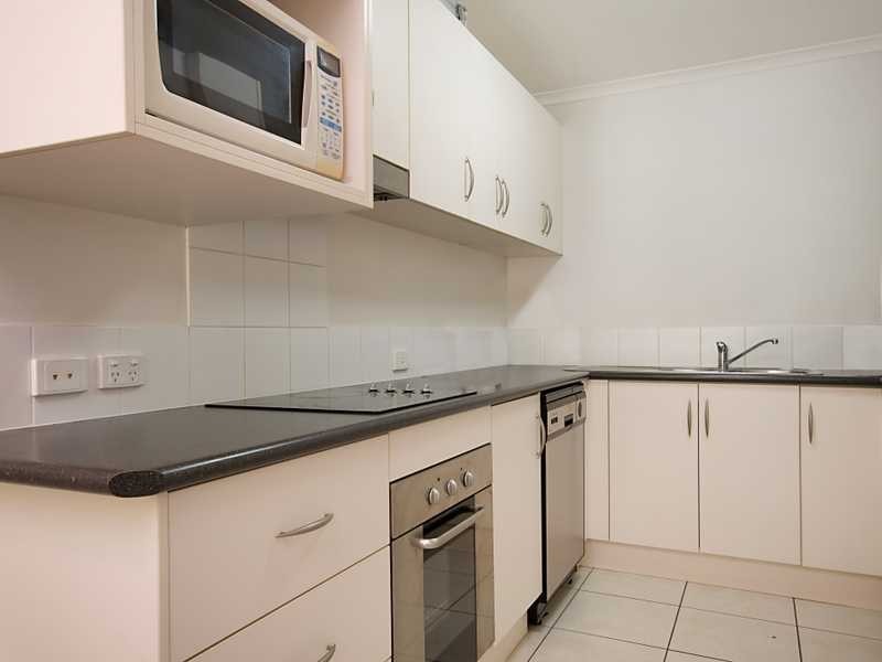 28/164 Spence Street, Cairns QLD 4870