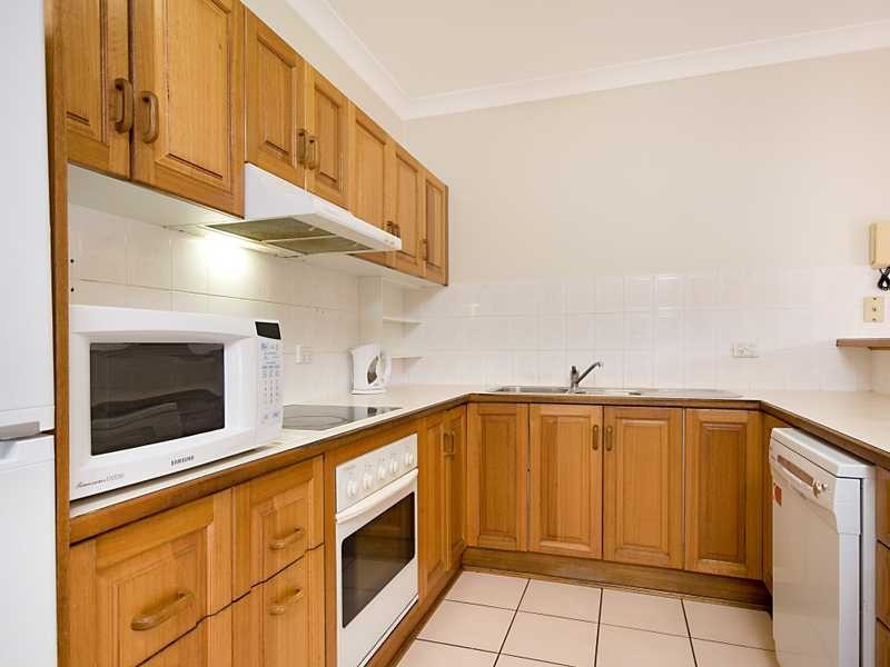 2/5-7 Herries Street, Earlville QLD 4870