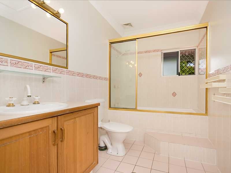 2/5-7 Herries Street, Earlville QLD 4870