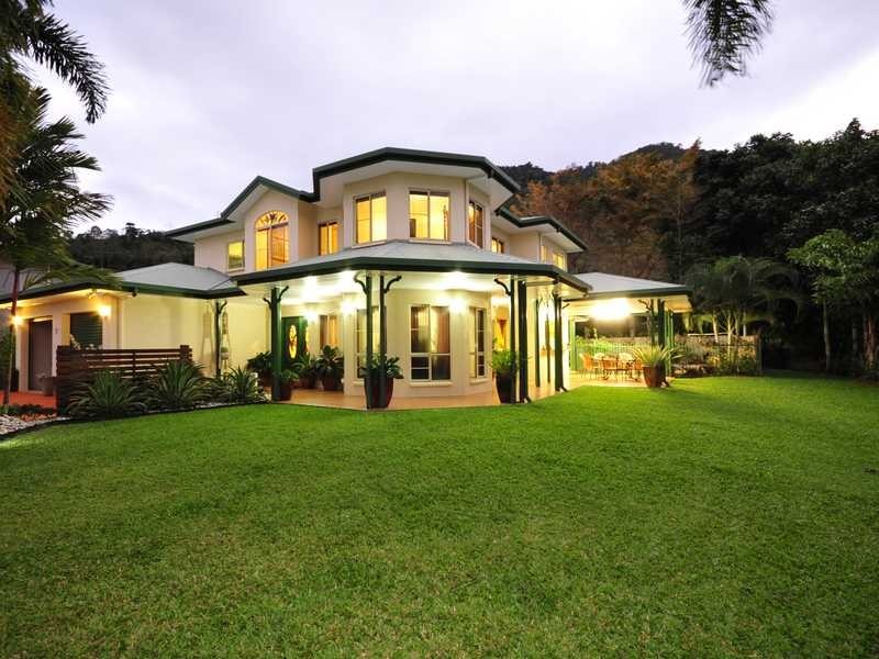 9 Tanganelli Close, Kanimbla QLD 4870