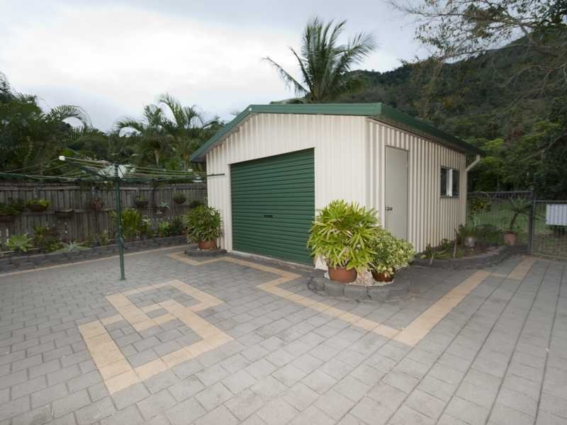 9 Tanganelli Close, Kanimbla QLD 4870