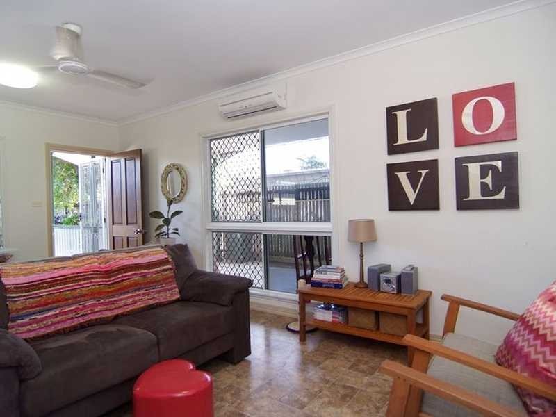 2/42 Oxley Street, Edge Hill QLD 4870