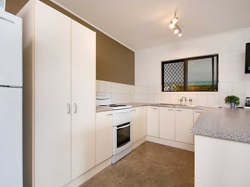 1/7 Blantyre Cl, Cairns QLD 4870