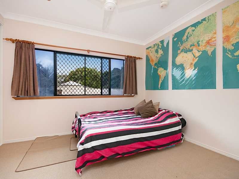 2/179 Kamerunga Road, Freshwater QLD 4870