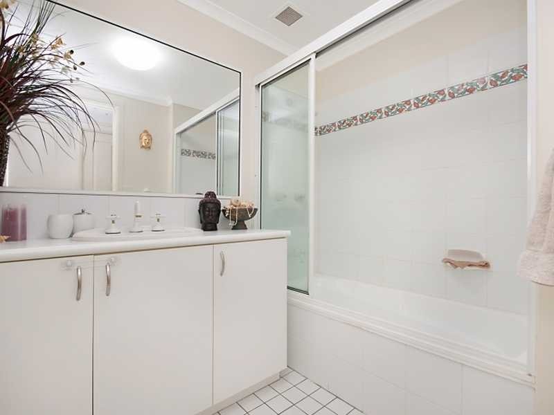 1/37 Martyn Street, Parramatta Park QLD 4870