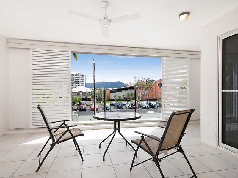 6/112 Sheridan Street, Cairns City QLD 4870