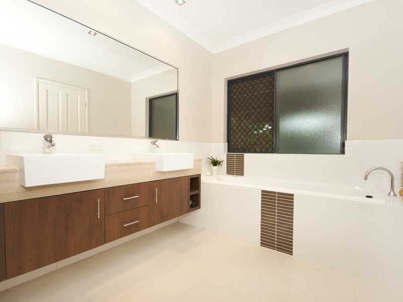 18 Vauclause Close, Brinsmead QLD 4870