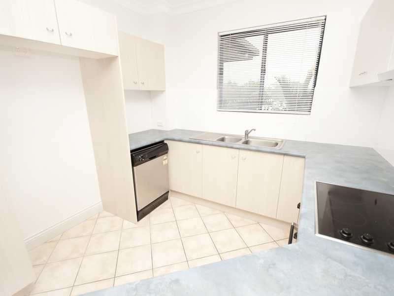 158/72-84 Kowinka Street, White Rock QLD 4868