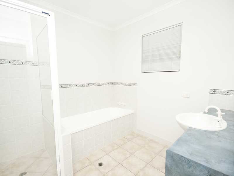 158/72-84 Kowinka Street, White Rock QLD 4868
