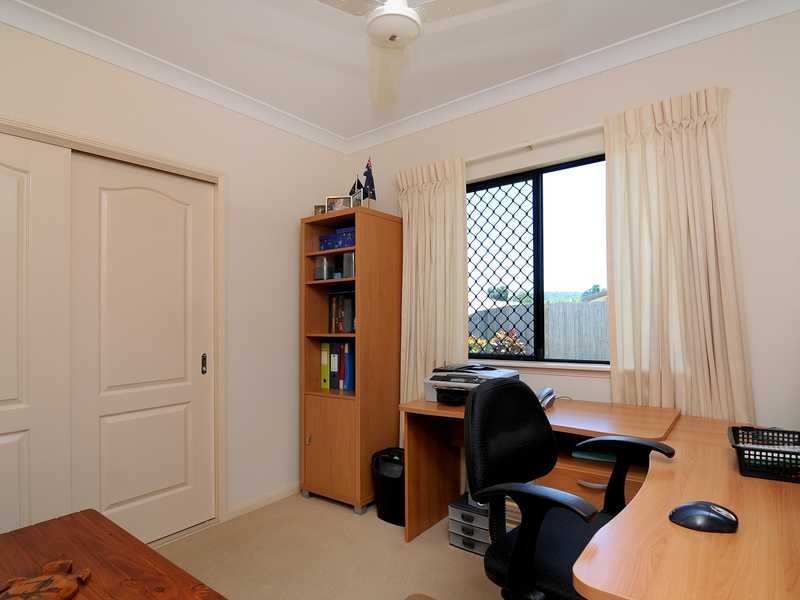 4 Five Span Close, Brinsmead QLD 4870