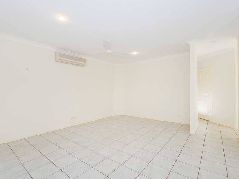 7 Sherwood Close, Brinsmead QLD 4870