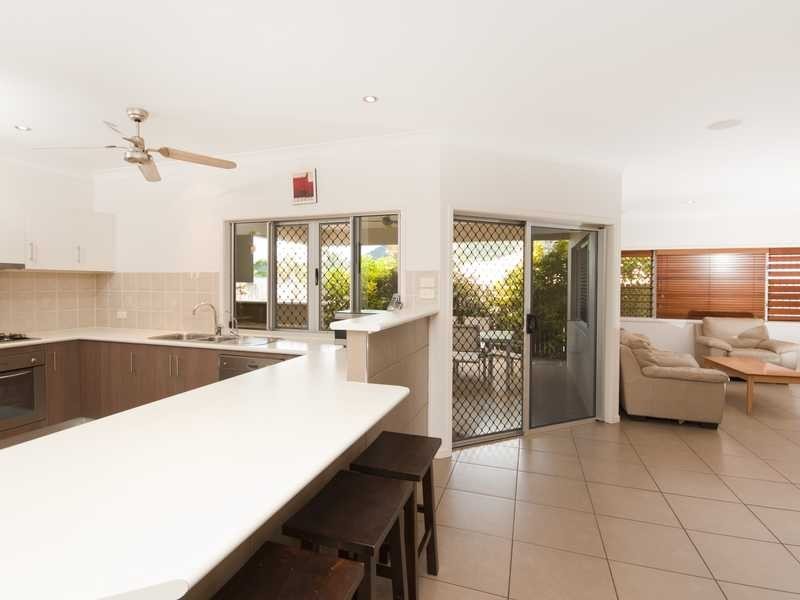 12 Smoko Close, Brinsmead QLD 4870