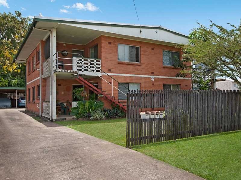 37 Sandown Close, Woree QLD 4868