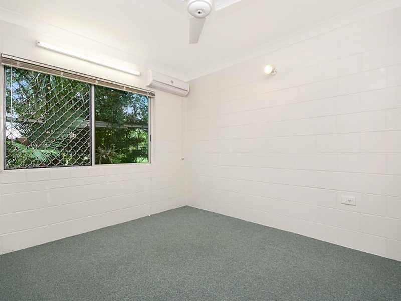 7/11 Crathern Close, Edge Hill QLD 4870