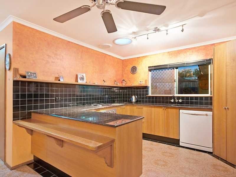 7 Cassava Street, Holloways Beach QLD 4878