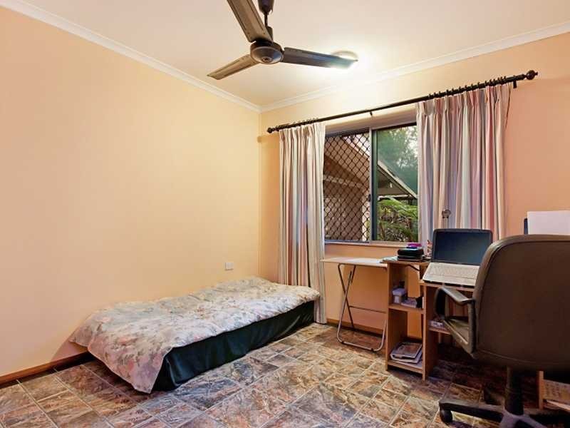 7 Cassava Street, Holloways Beach QLD 4878