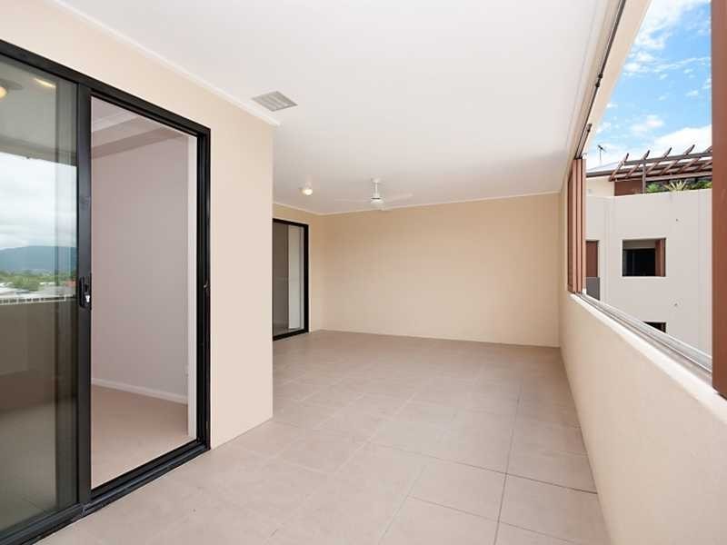 118/335 Lake Street, Cairns North QLD 4870