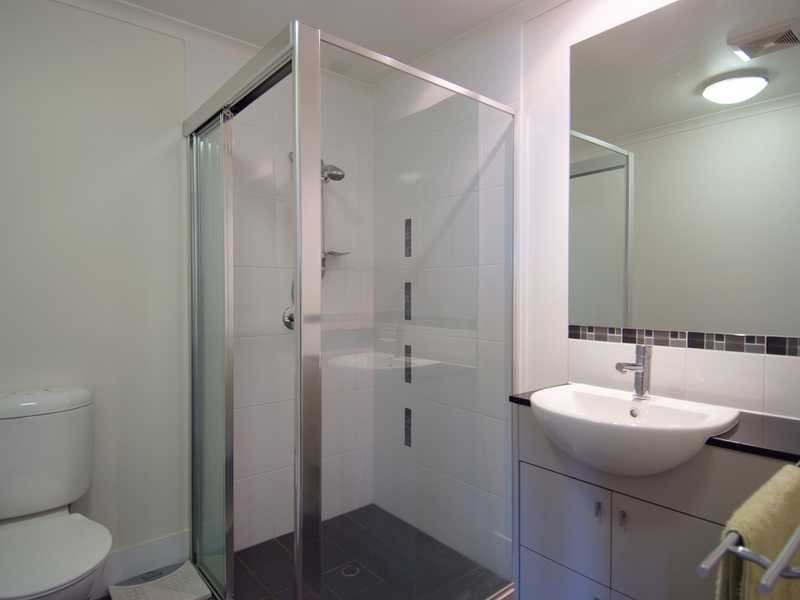 3/172 McLeod Street, Cairns North QLD 4870