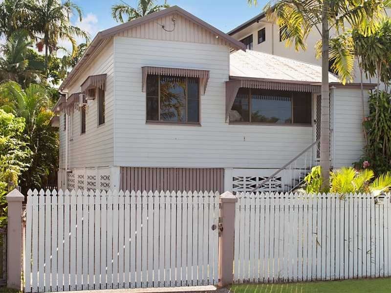 25 Pembroke Street, Parramatta Park QLD 4870