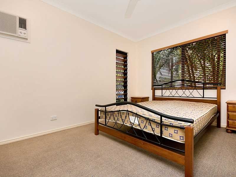 2/69 Grove Street, Parramatta Park QLD 4870