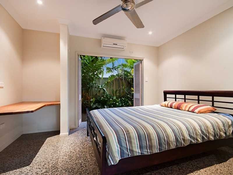 19 Purbeck Place, Edge Hill QLD 4870